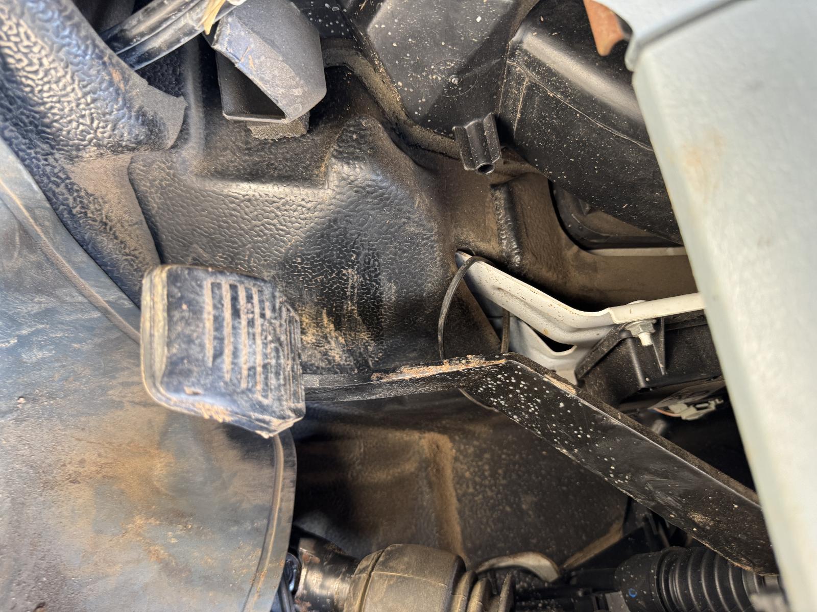 View FORD TRANSIT 2006 2 Door Van Breaking