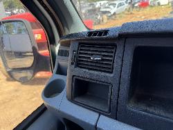 View FORD TRANSIT 2006 2 Door Van Breaking