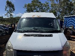 View FORD TRANSIT 2006 2 Door Van Breaking
