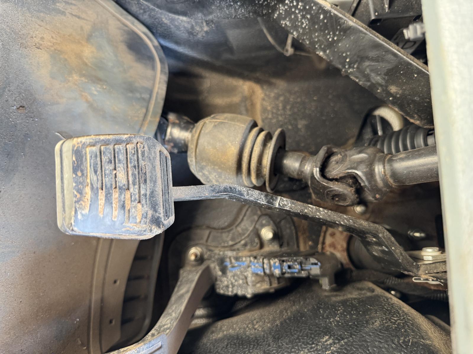 View FORD TRANSIT 2006 2 Door Van Breaking