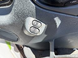 View FORD TRANSIT 2006 2 Door Van Breaking