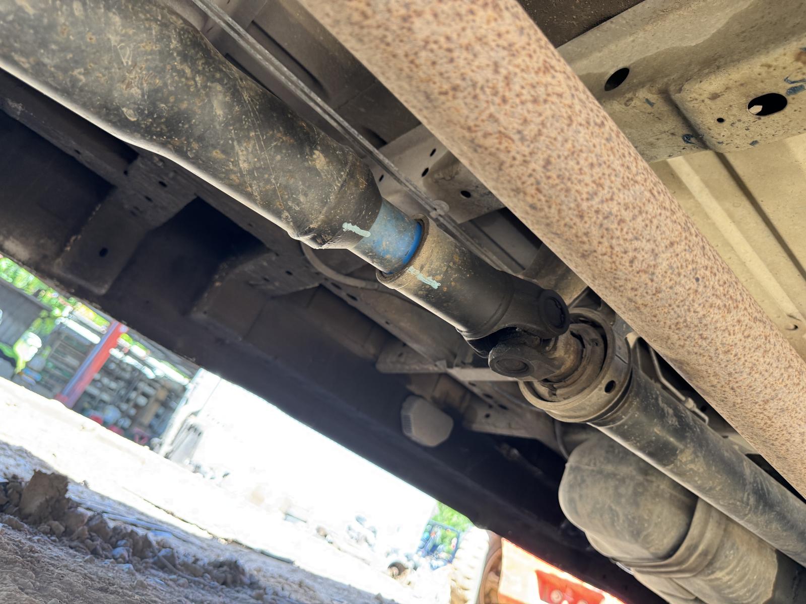 View FORD TRANSIT 2006 2 Door Van Breaking