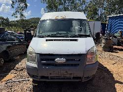 View FORD TRANSIT 2006 2 Door Van Breaking