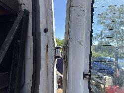 View FORD TRANSIT 2006 2 Door Van Breaking