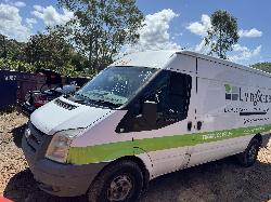 View FORD TRANSIT 2006 2 Door Van Breaking