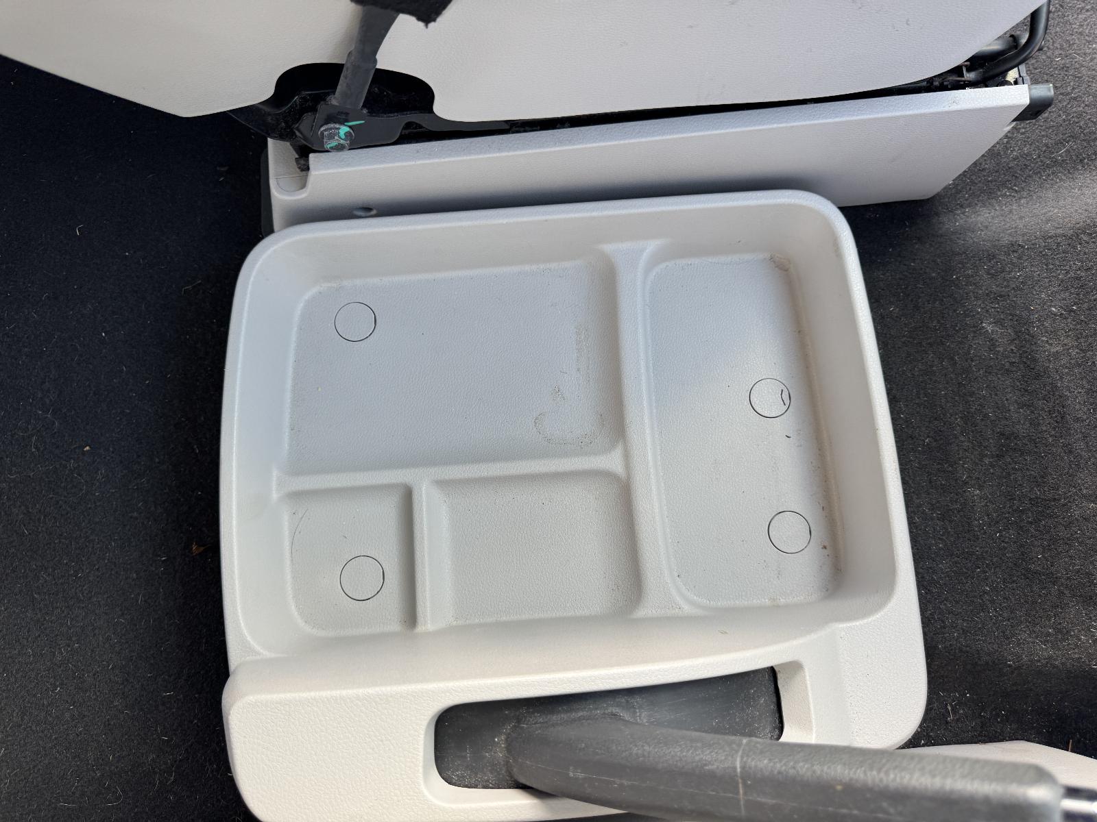 View LDV G10 2018 5 Door Station Wagon Breaking
