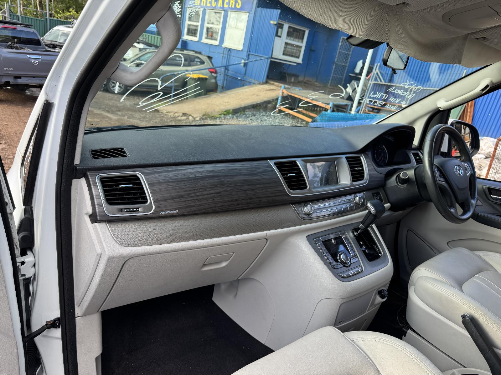 View LDV G10 2018 5 Door Station Wagon Breaking