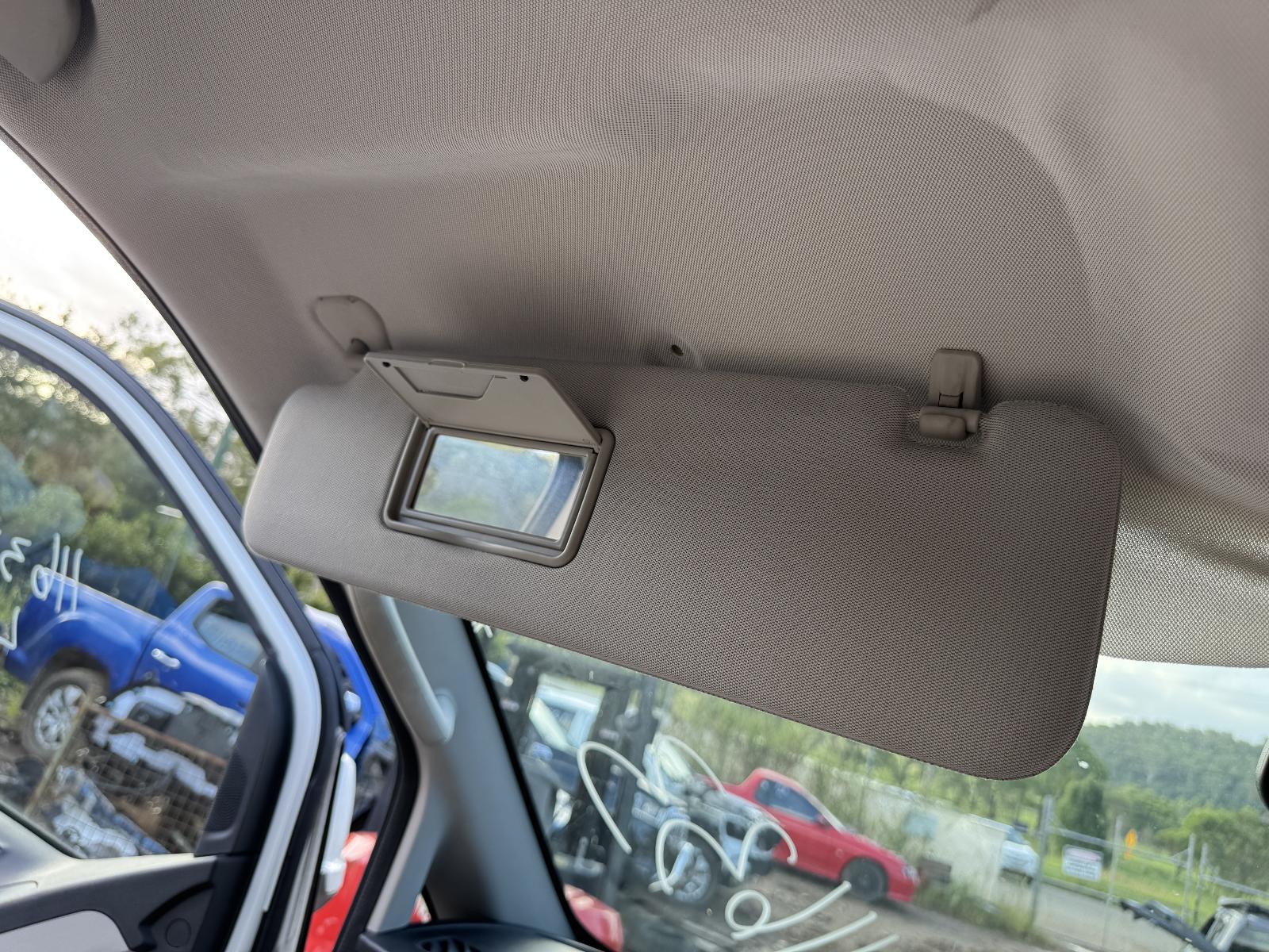 View LDV G10 2018 5 Door Station Wagon Breaking