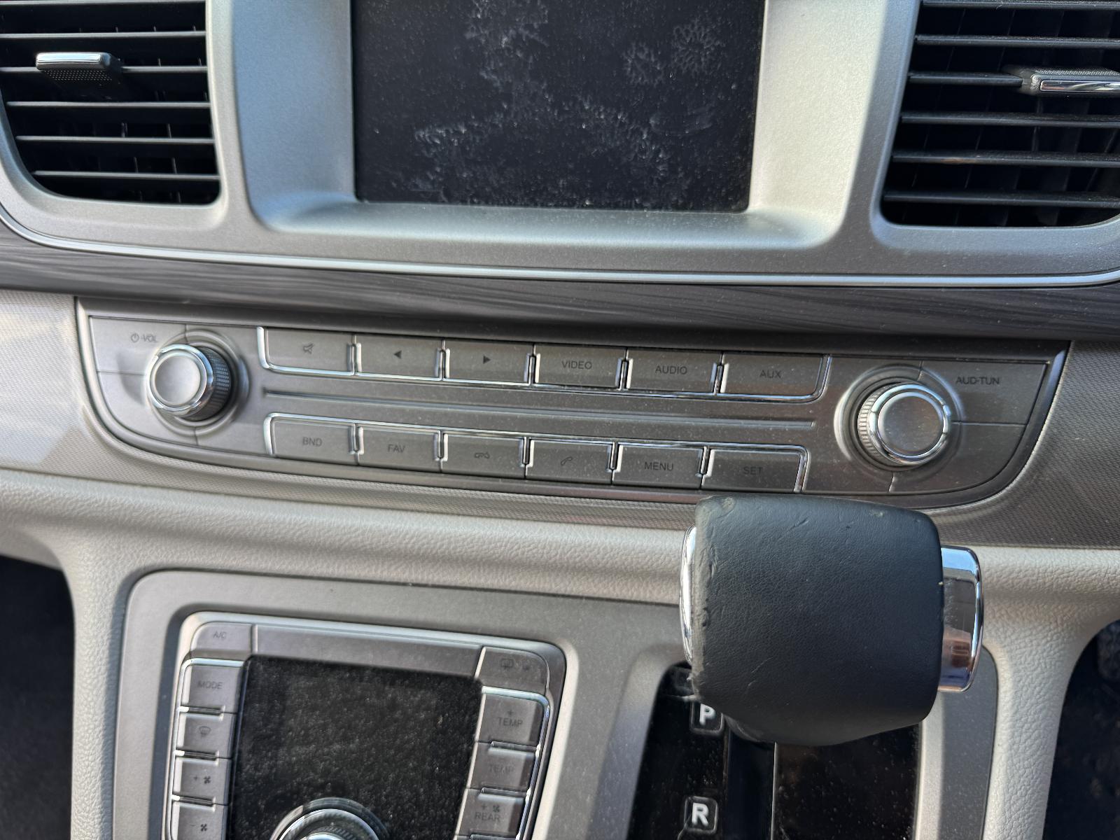 View LDV G10 2018 5 Door Station Wagon Breaking