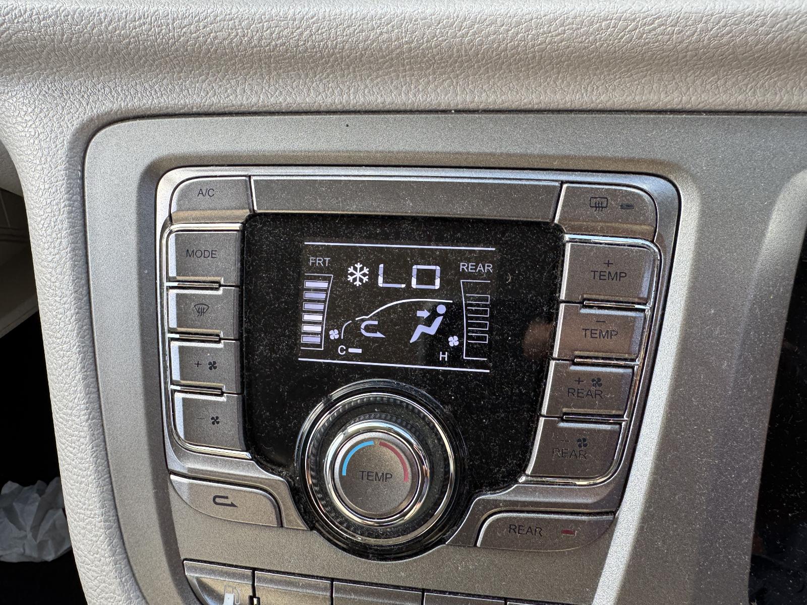 View LDV G10 2018 5 Door Station Wagon Breaking