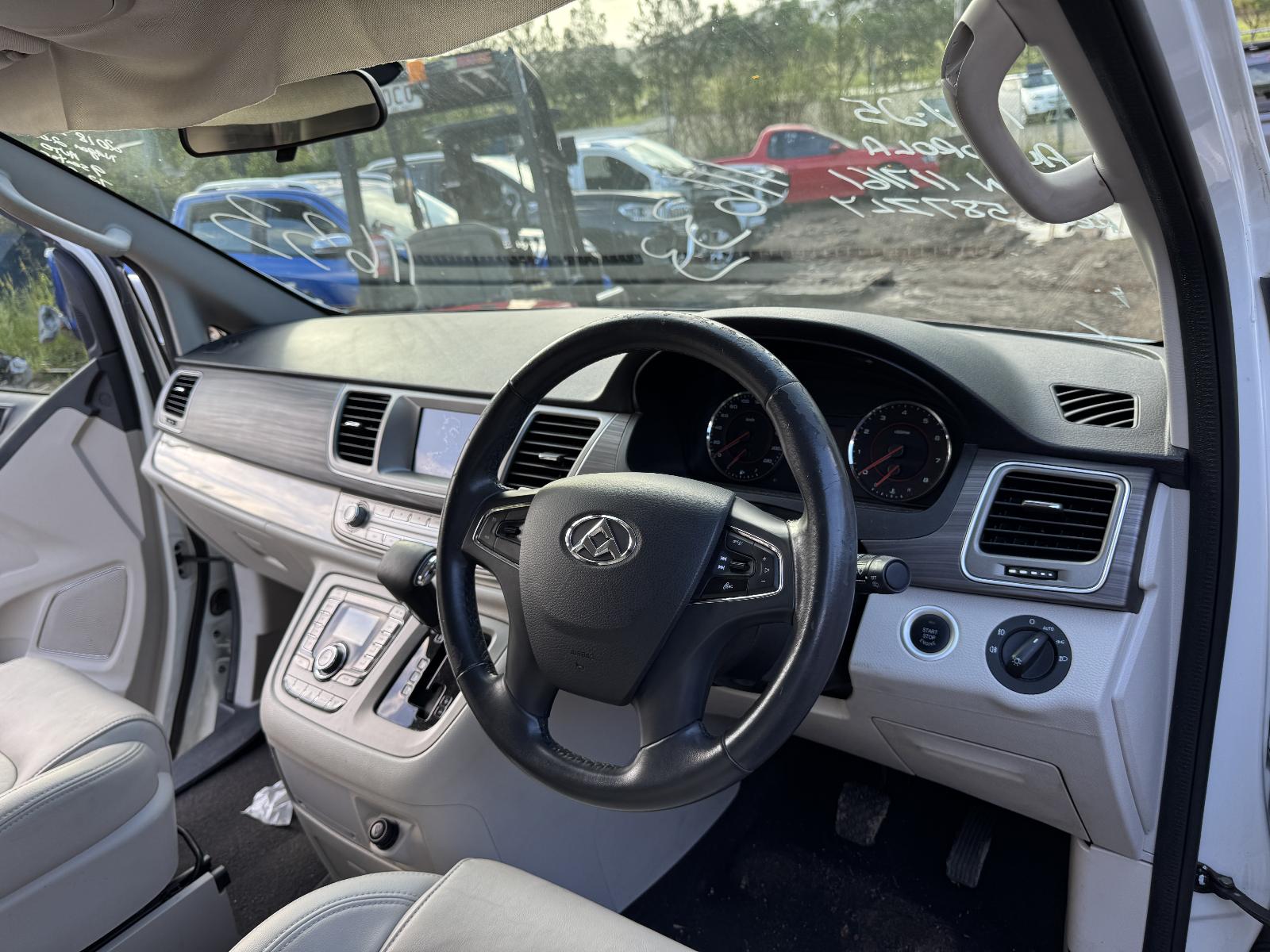 View LDV G10 2018 5 Door Station Wagon Breaking