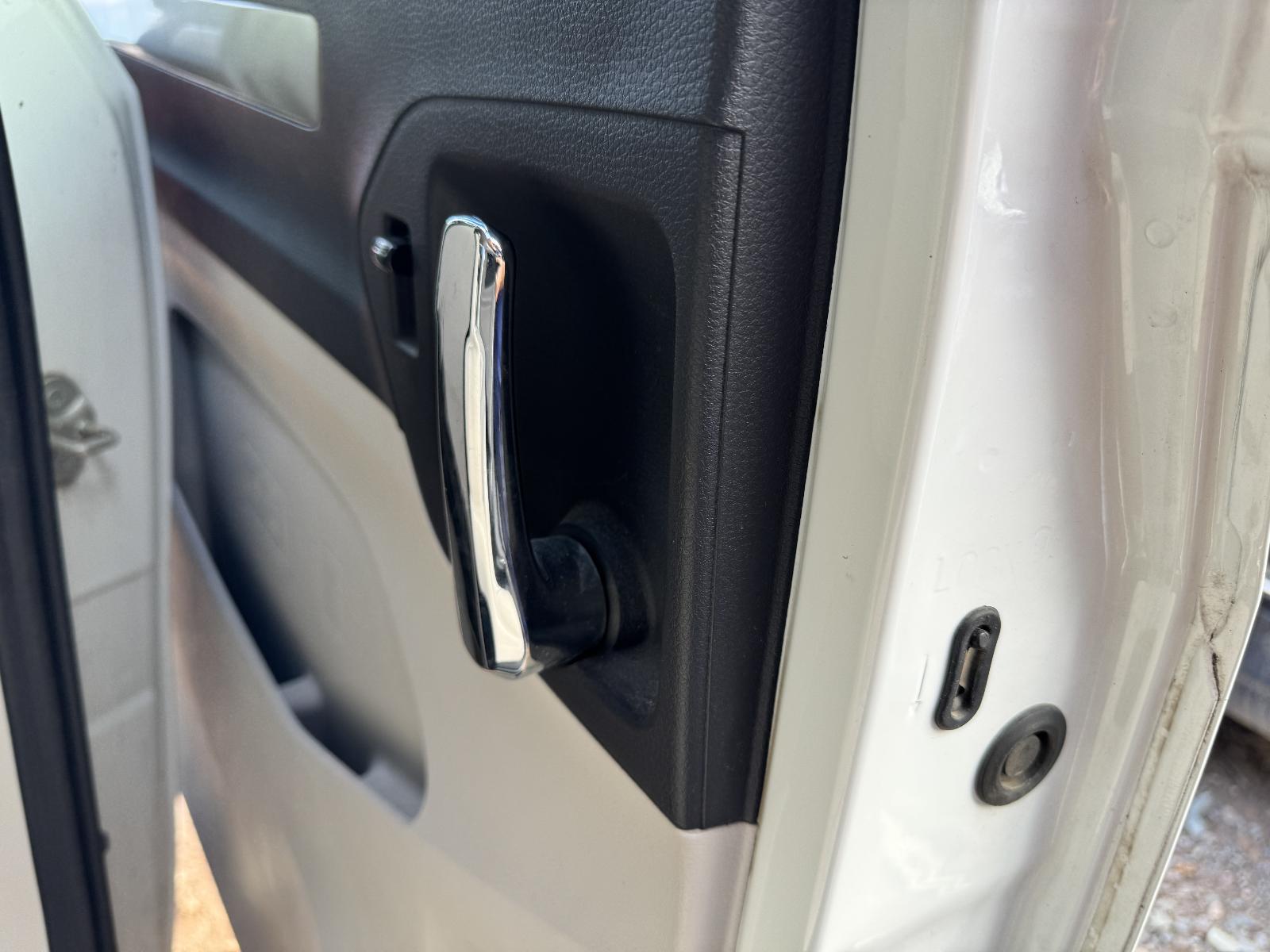 View LDV G10 2018 5 Door Station Wagon Breaking