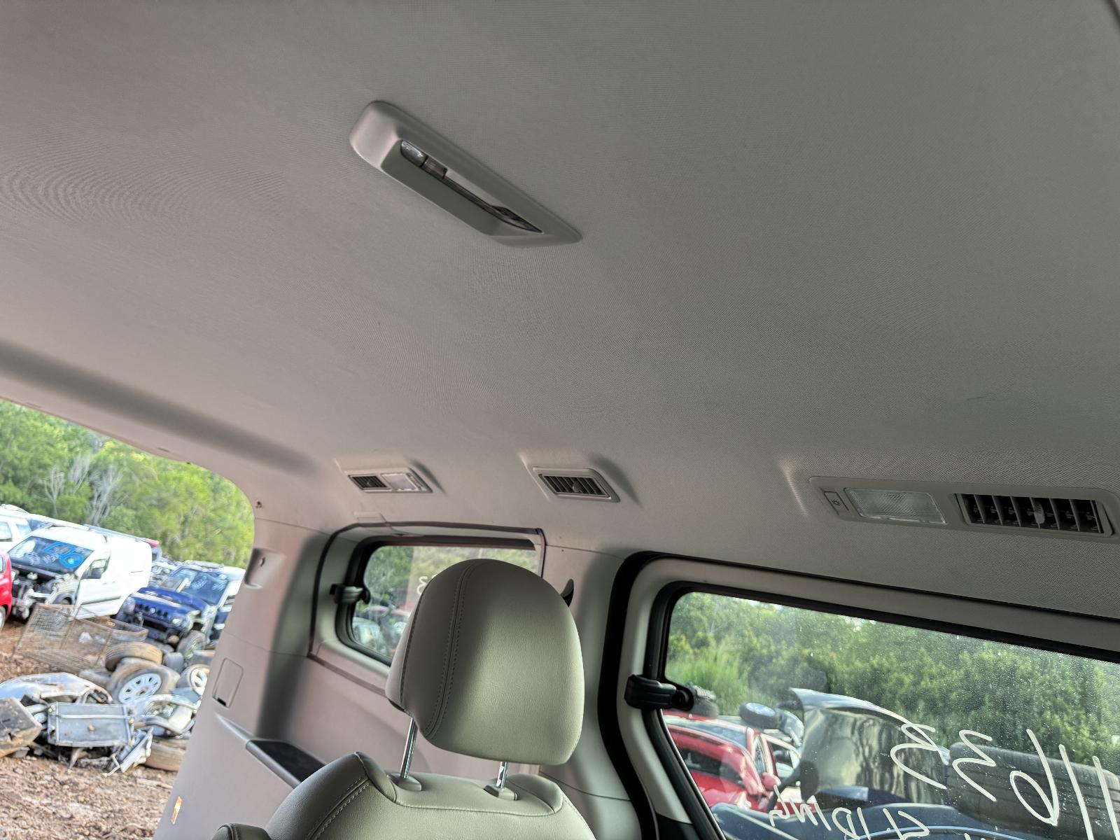 View LDV G10 2018 5 Door Station Wagon Breaking