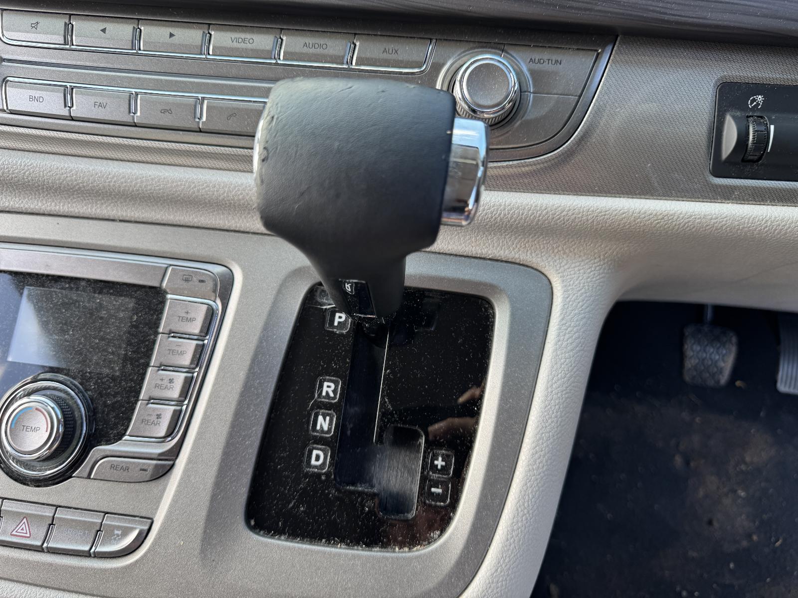 View LDV G10 2018 5 Door Station Wagon Breaking