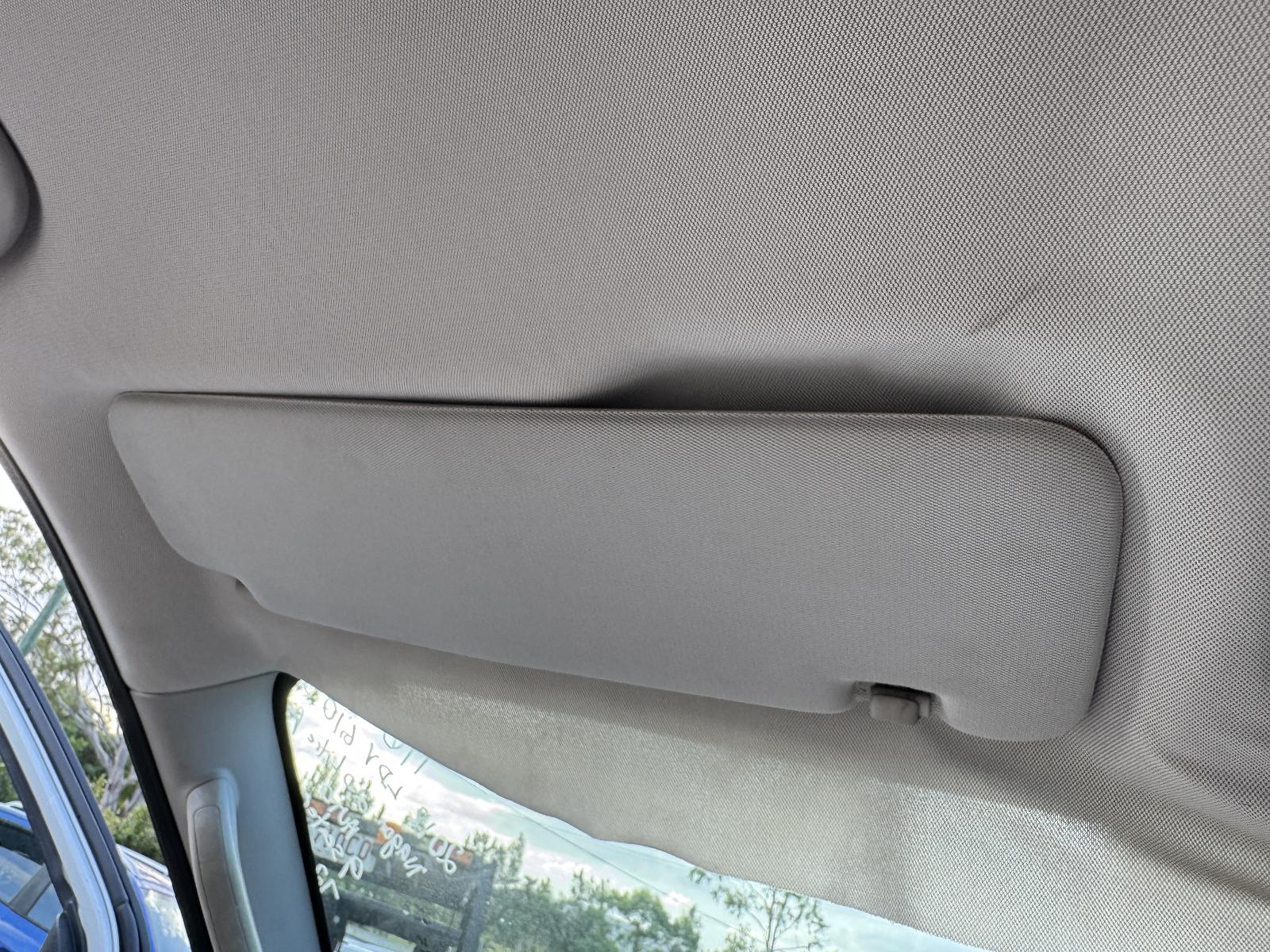 View LDV G10 2018 5 Door Station Wagon Breaking