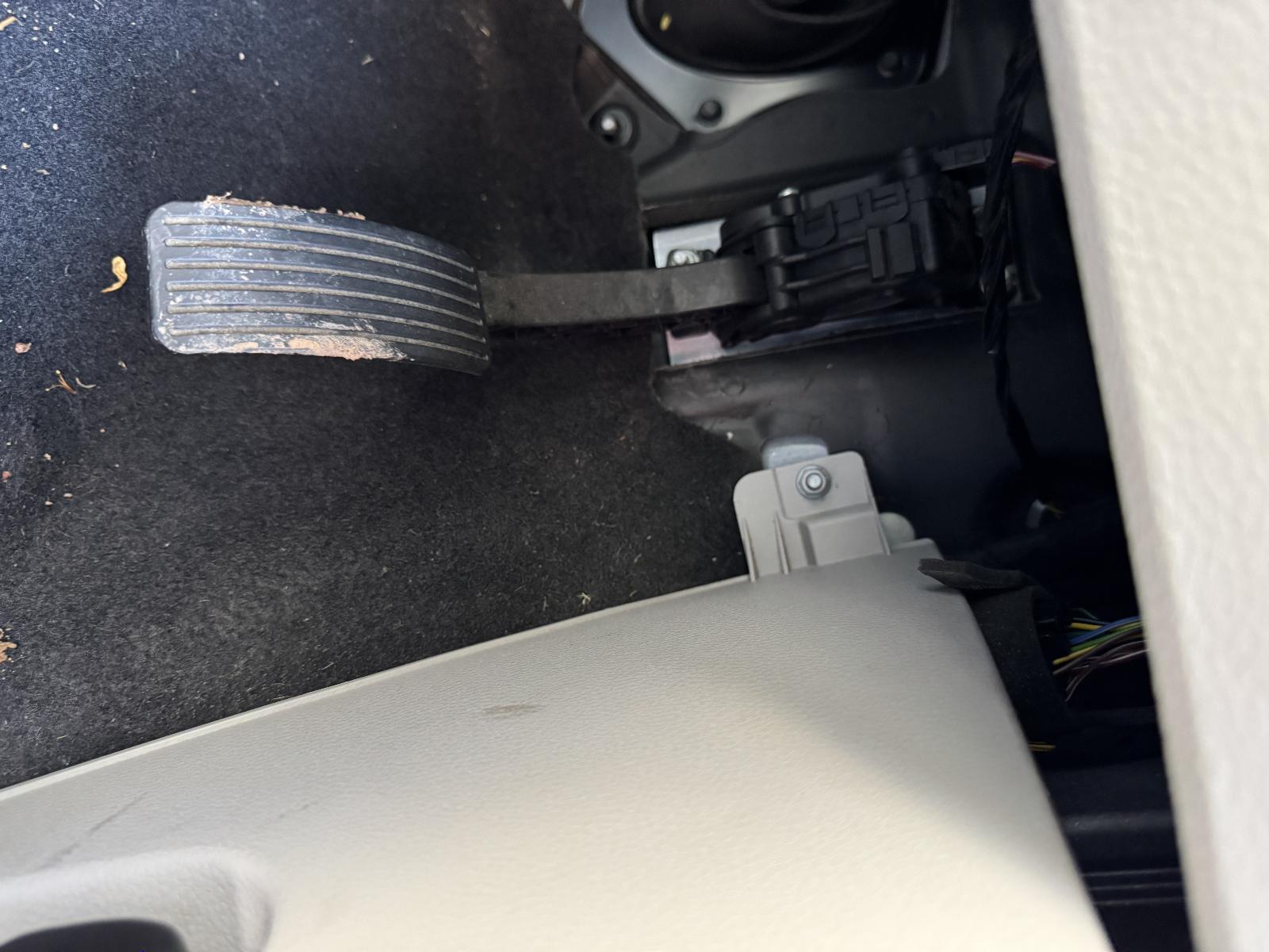 View LDV G10 2018 5 Door Station Wagon Breaking