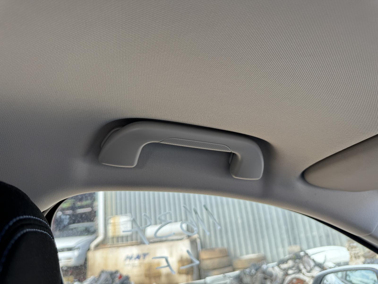View HAVAL JOLION 2022 5 Door Station Wagon Breaking