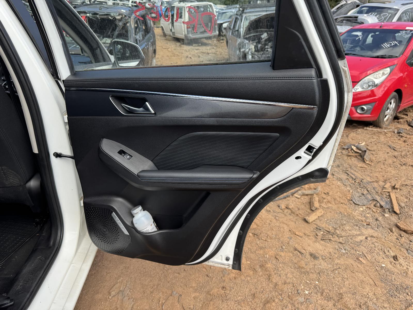 View HAVAL JOLION 2022 5 Door Station Wagon Breaking