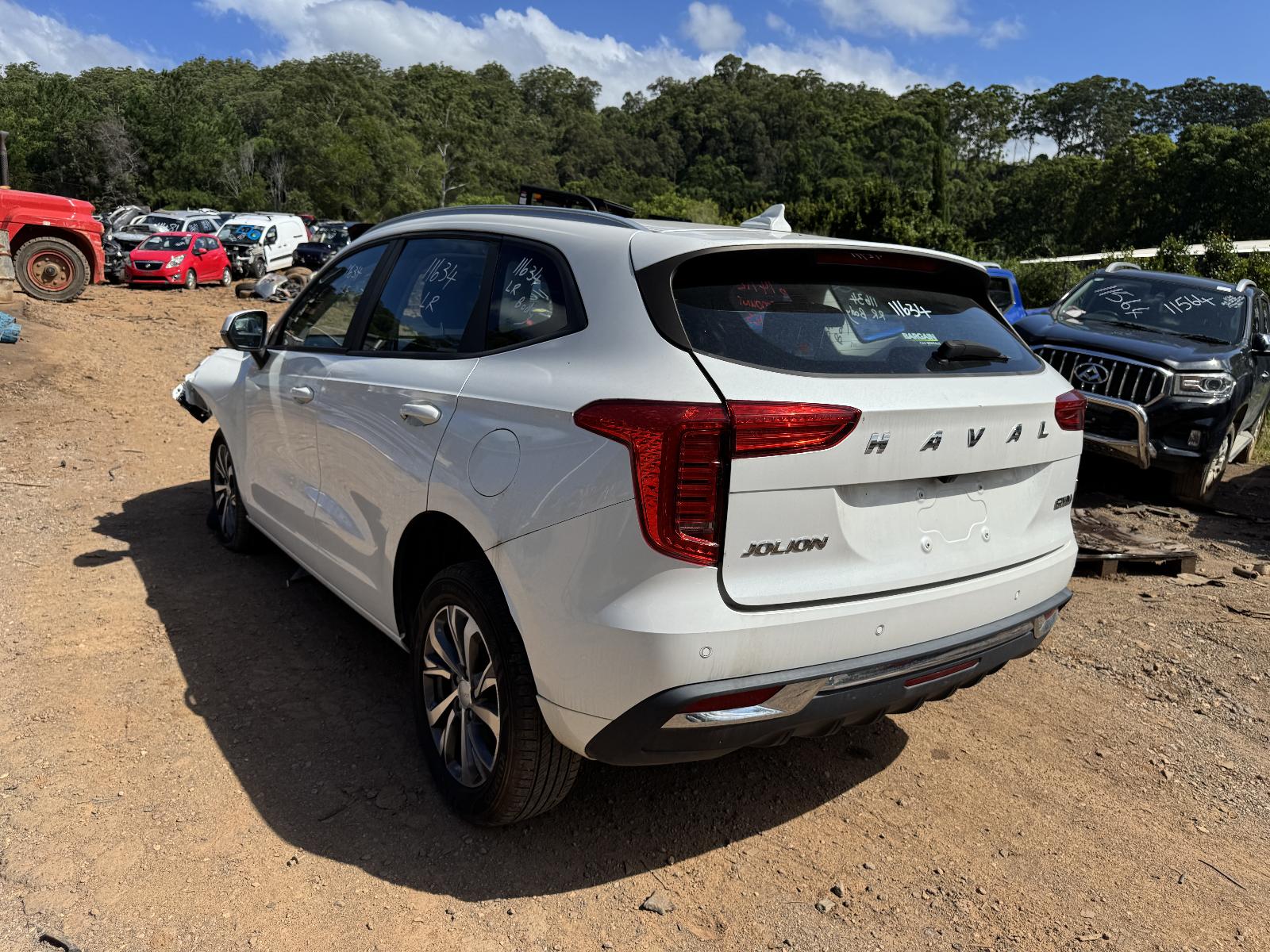 View HAVAL JOLION 2022 5 Door Station Wagon Breaking