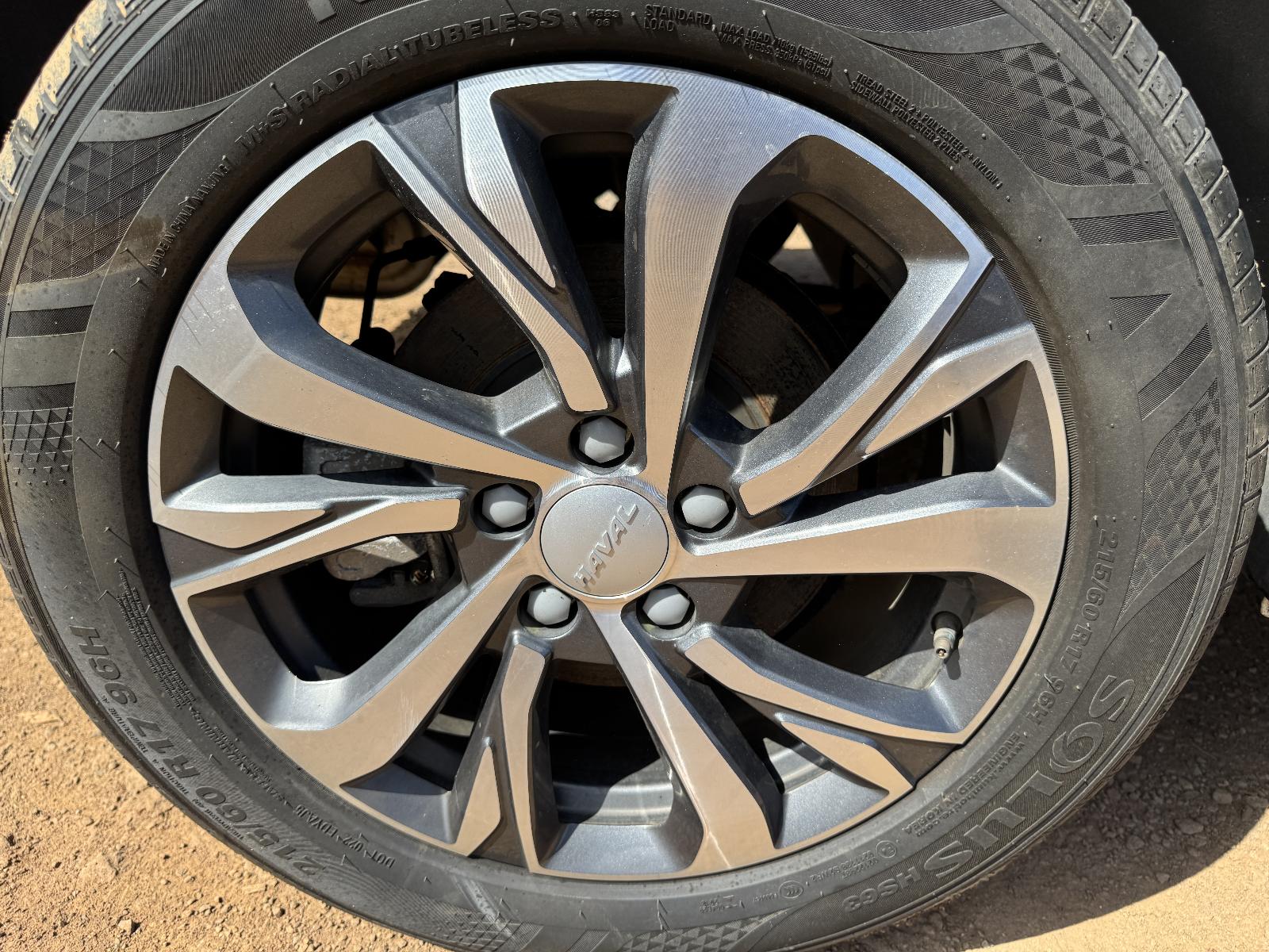 View HAVAL JOLION 2022 5 Door Station Wagon Breaking