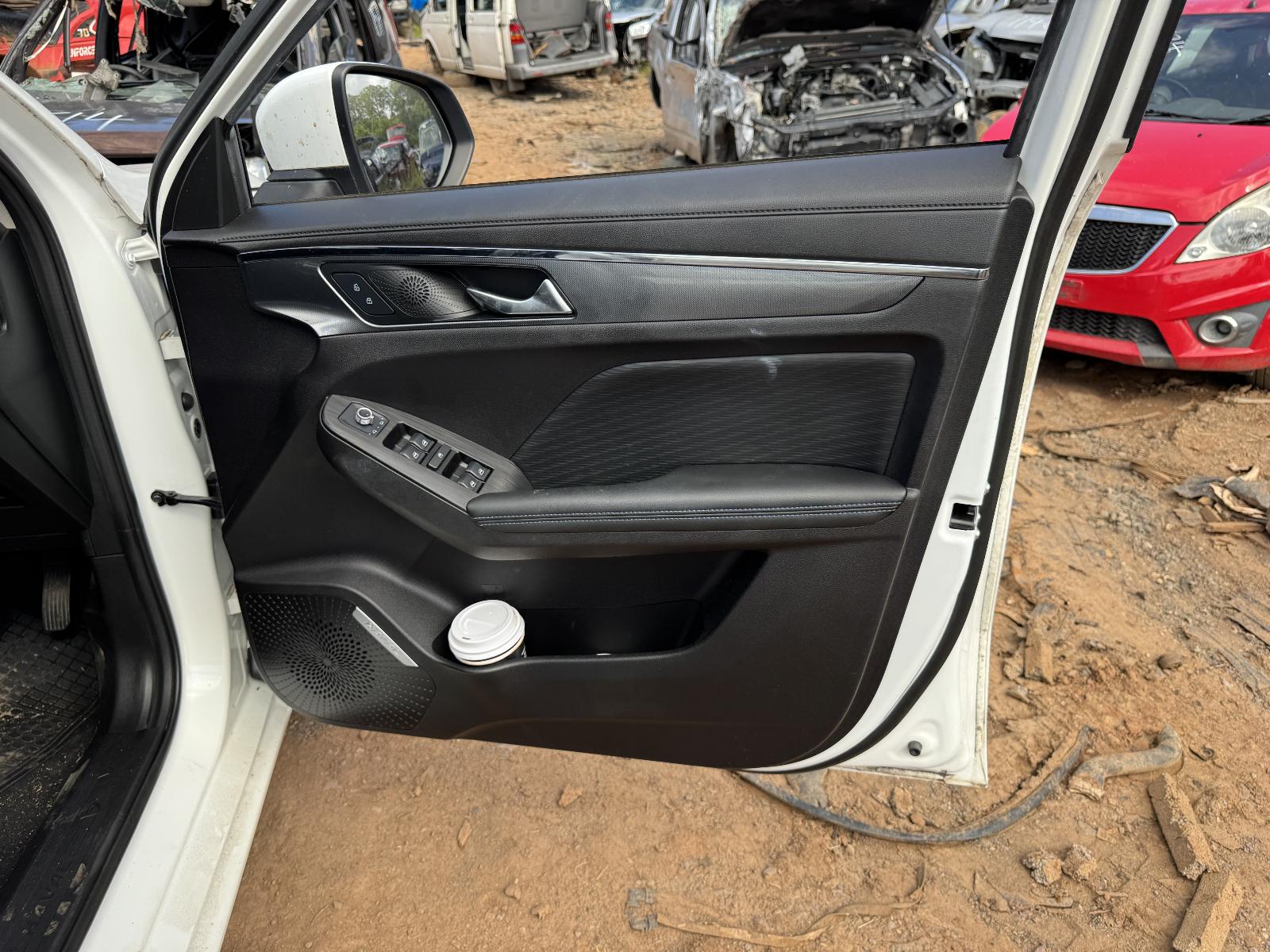 View HAVAL JOLION 2022 5 Door Station Wagon Breaking