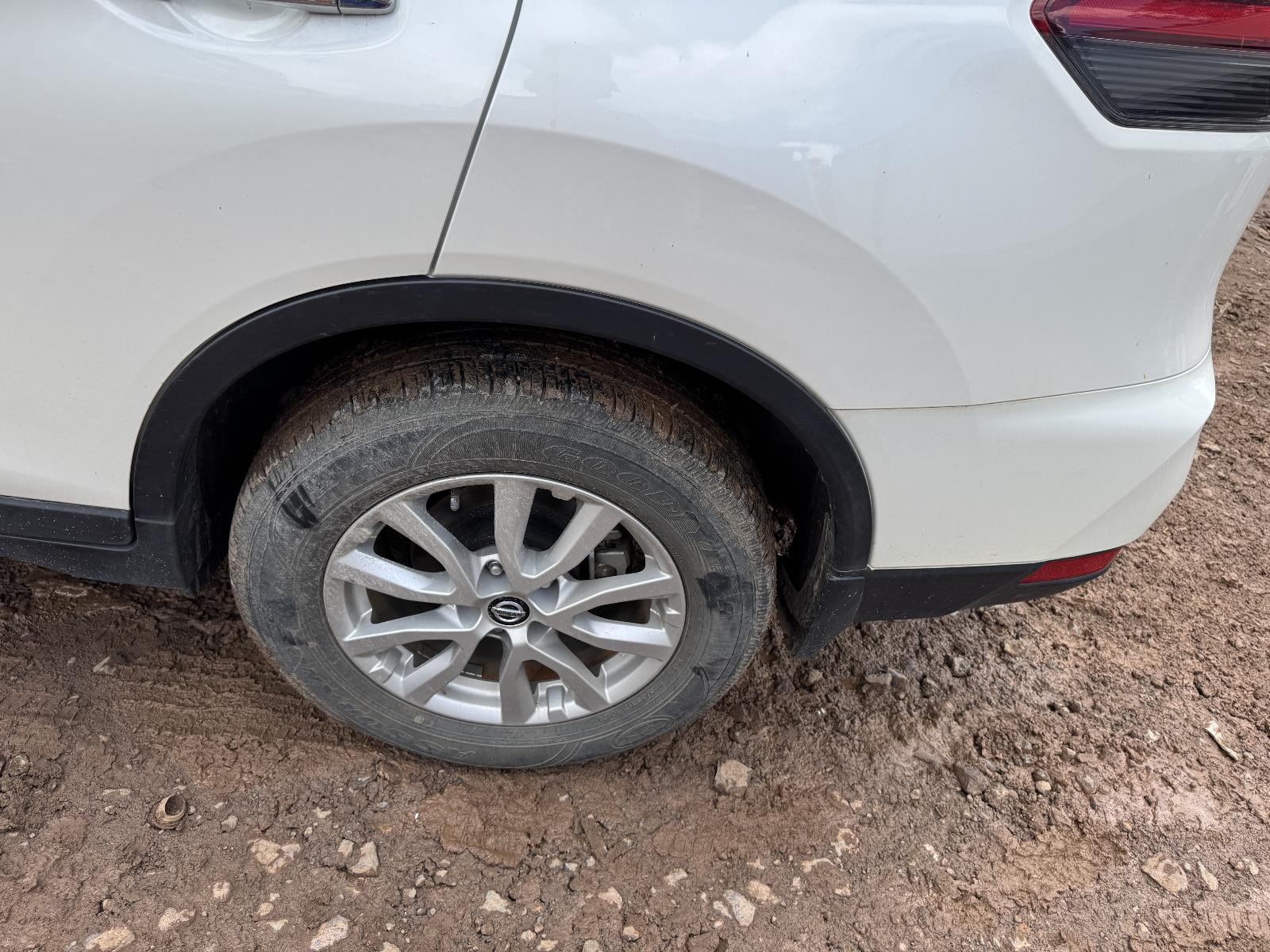 View NISSAN XTRAIL 2022 5 Door Station Wagon Breaking