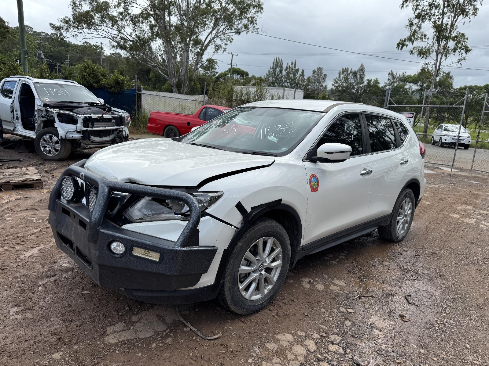 View NISSAN XTRAIL 2022 5 Door Station Wagon Breaking