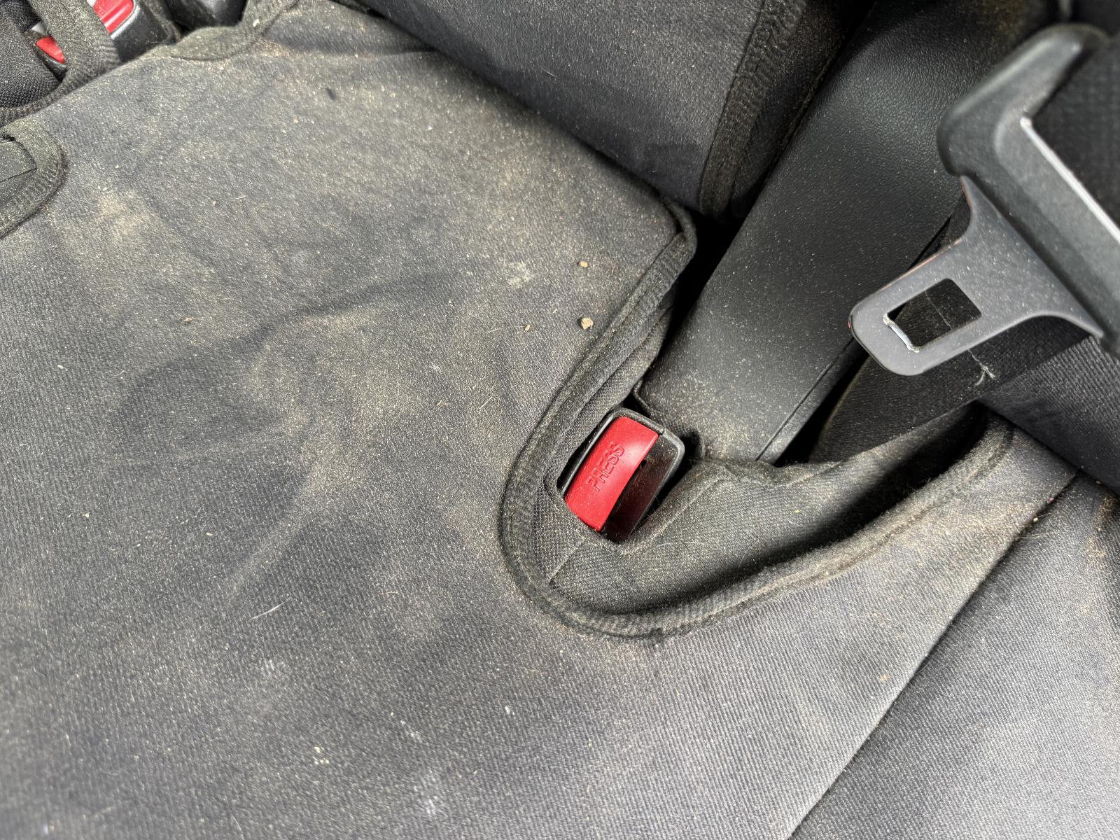 View NISSAN XTRAIL 2022 5 Door Station Wagon Breaking