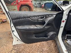 View NISSAN XTRAIL 2022 5 Door Station Wagon Breaking