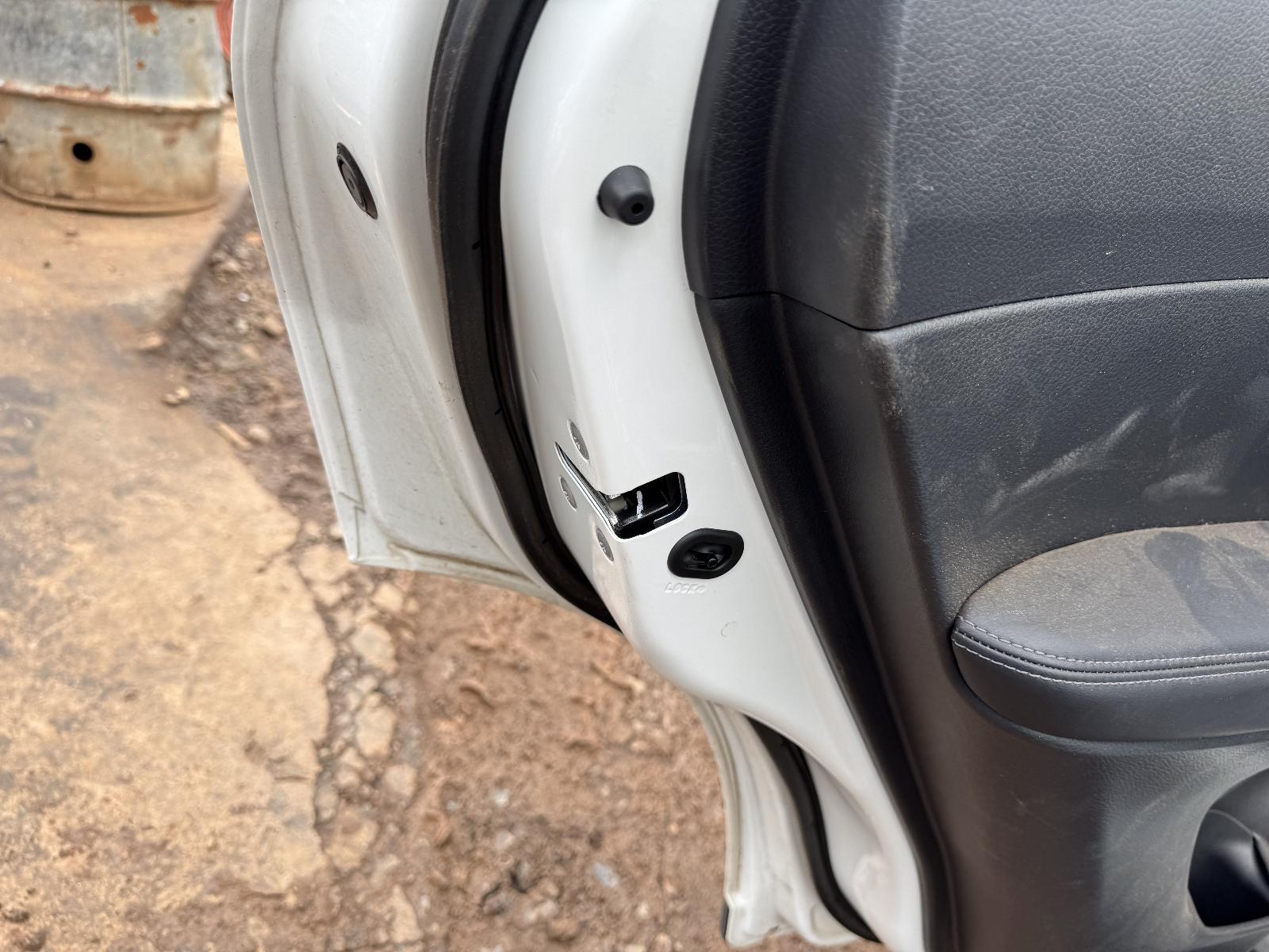 View NISSAN XTRAIL 2022 5 Door Station Wagon Breaking