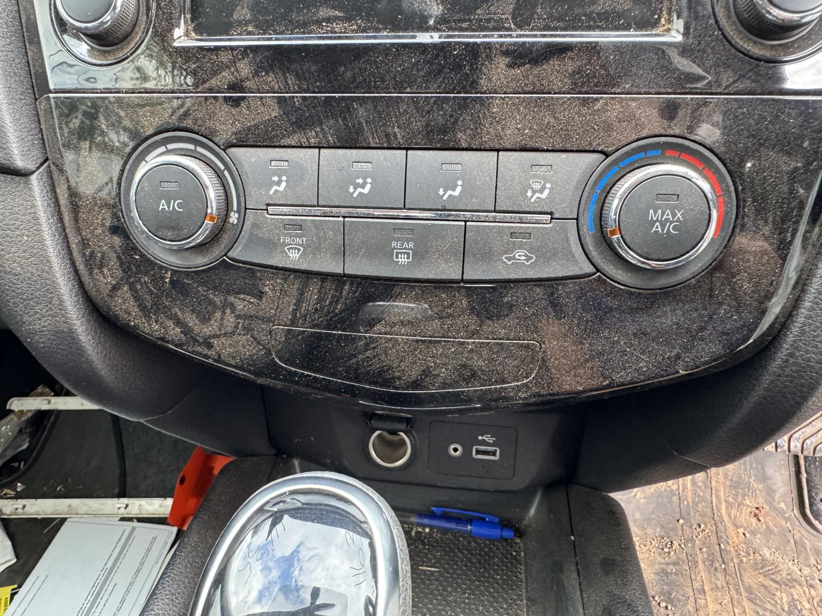 View NISSAN XTRAIL 2022 5 Door Station Wagon Breaking