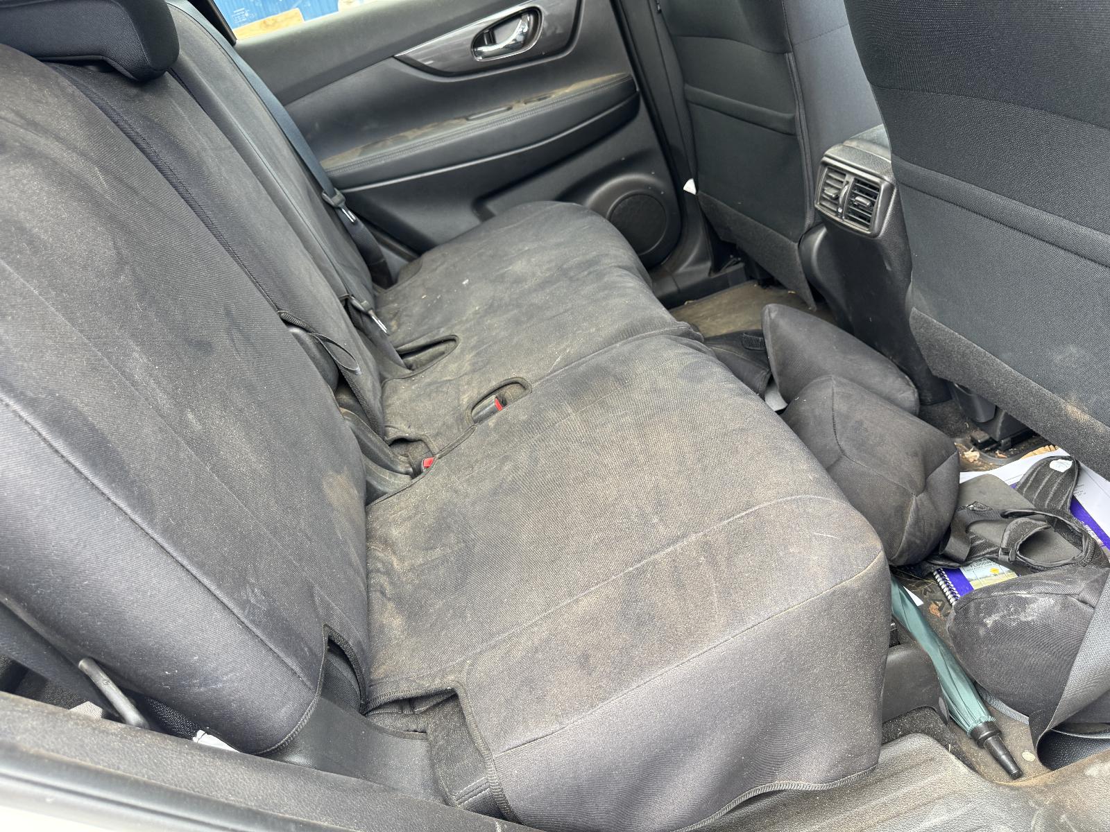 View NISSAN XTRAIL 2022 5 Door Station Wagon Breaking