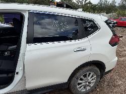 View NISSAN XTRAIL 2022 5 Door Station Wagon Breaking