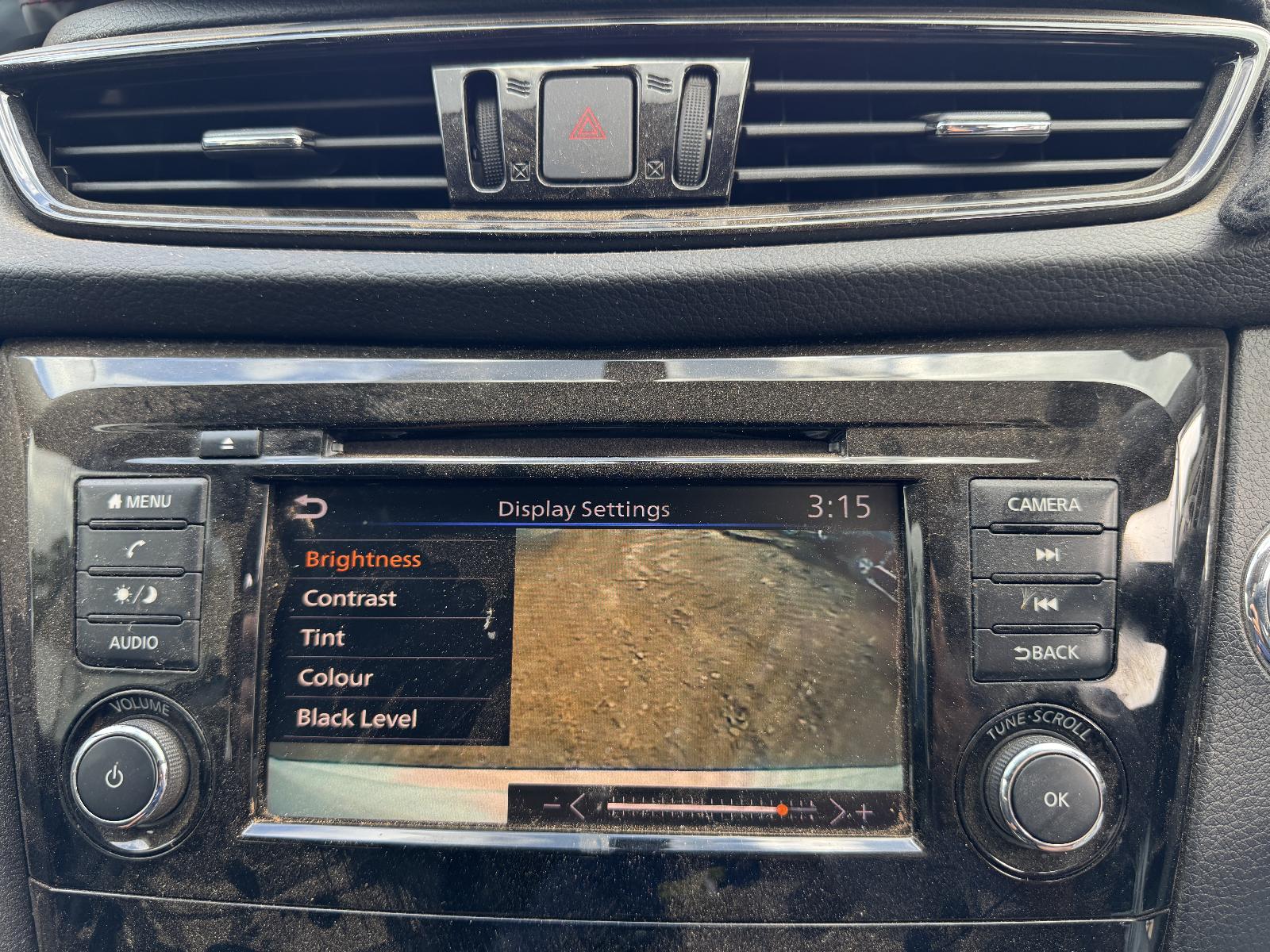 View NISSAN XTRAIL 2022 5 Door Station Wagon Breaking