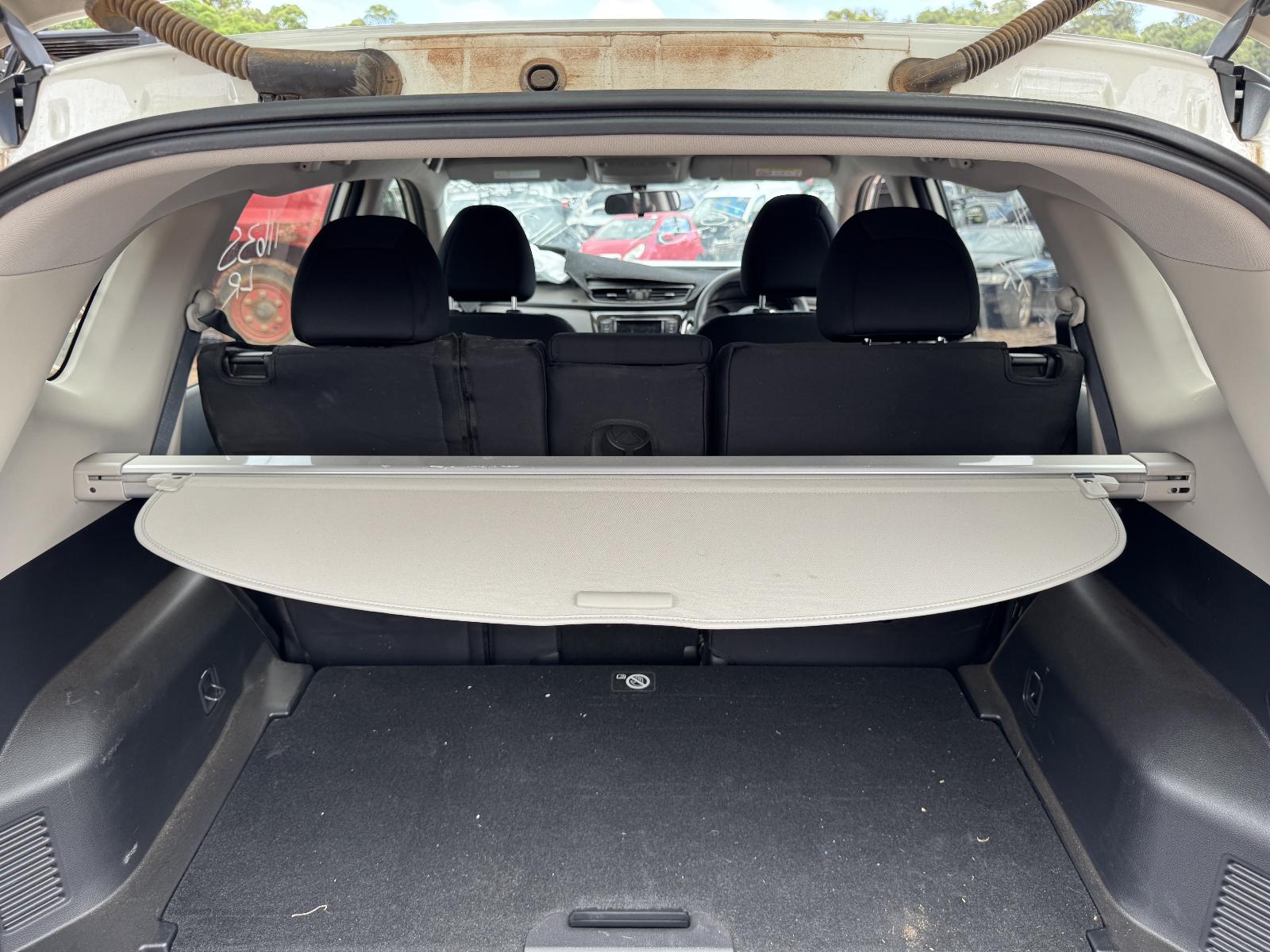 View NISSAN XTRAIL 2022 5 Door Station Wagon Breaking