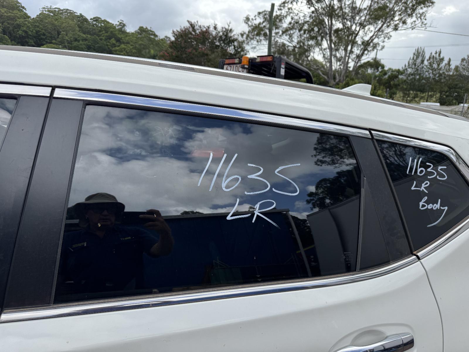 View NISSAN XTRAIL 2022 5 Door Station Wagon Breaking