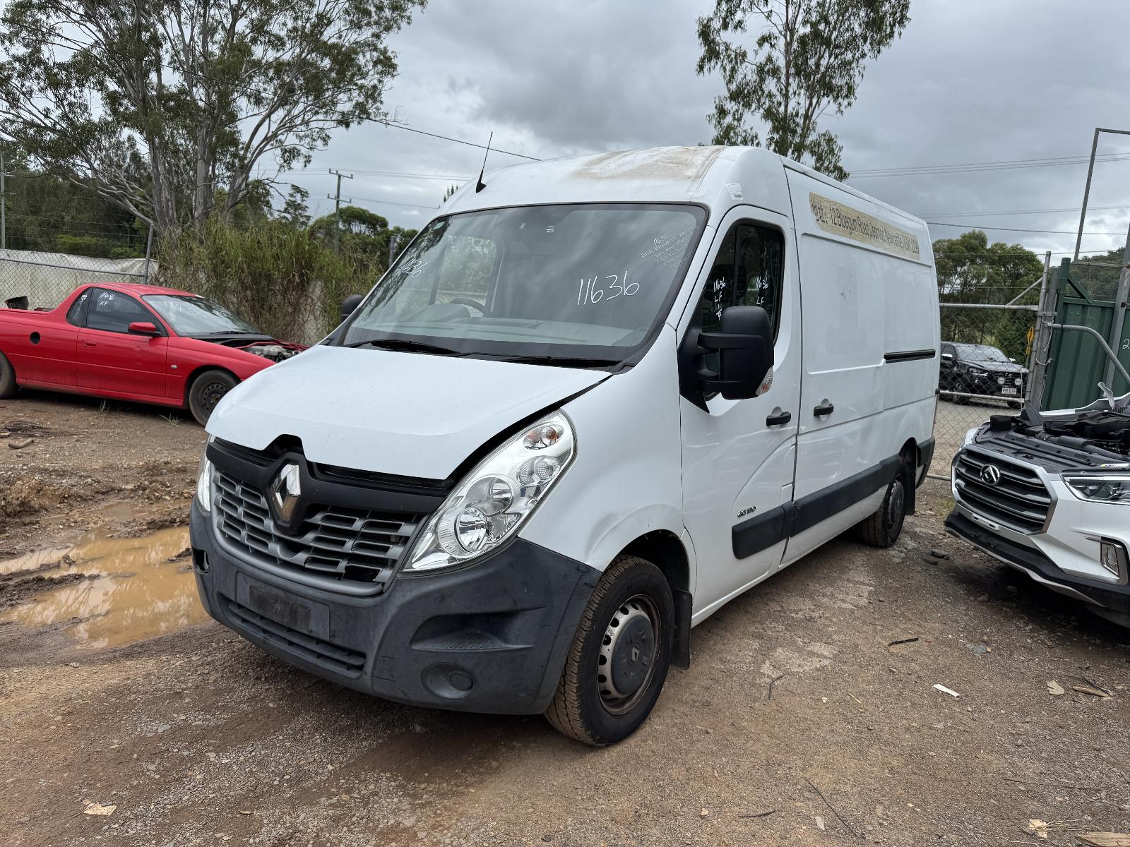 View Auto part Battery RENAULT MASTER 2016