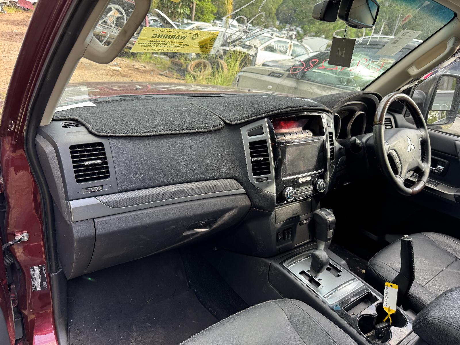 View MITSUBISHI PAJERO 2016 5 Door Station Wagon Breaking