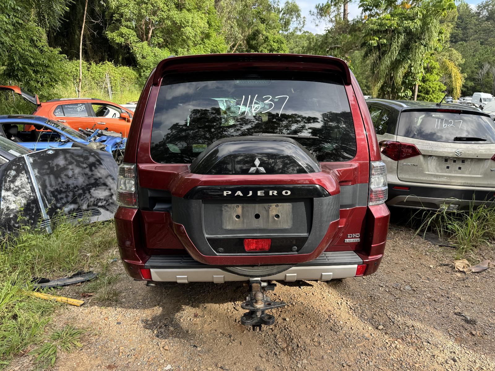 View MITSUBISHI PAJERO 2016 5 Door Station Wagon Breaking
