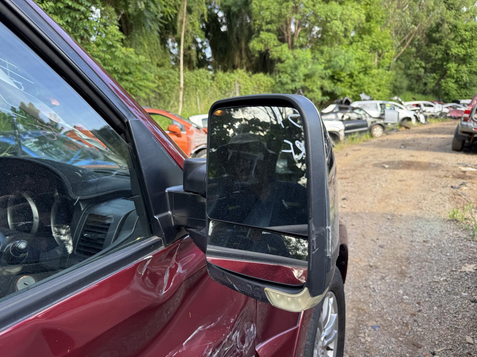 View MITSUBISHI PAJERO 2016 5 Door Station Wagon Breaking