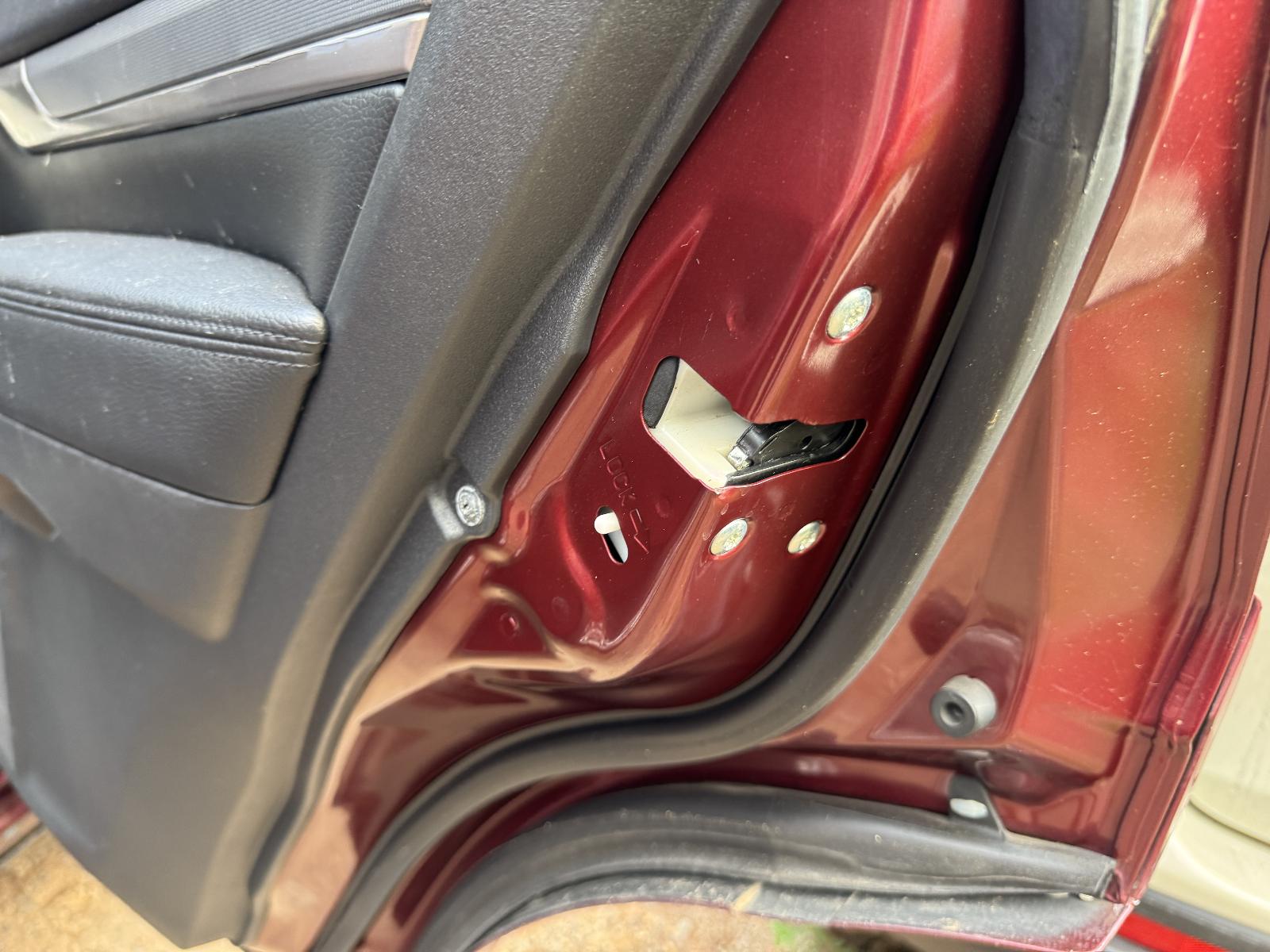 View MITSUBISHI PAJERO 2016 5 Door Station Wagon Breaking
