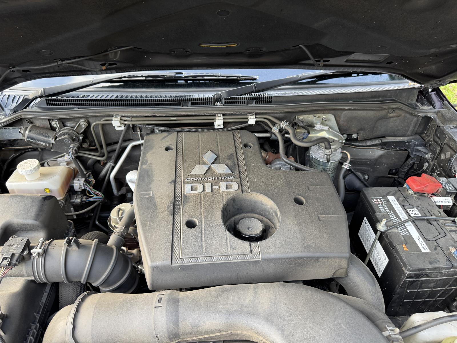 View MITSUBISHI PAJERO 2016 5 Door Station Wagon Breaking