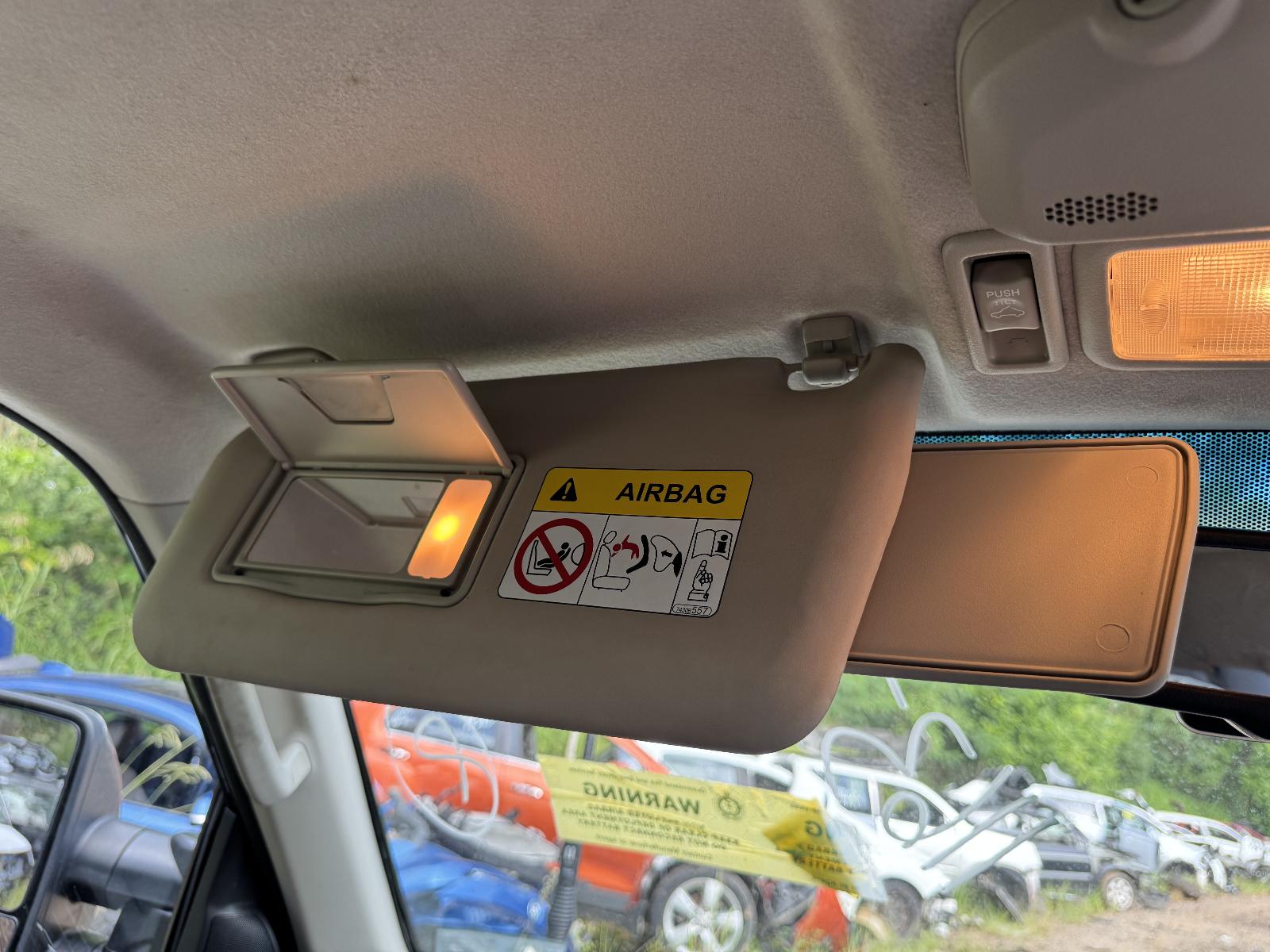 View MITSUBISHI PAJERO 2016 5 Door Station Wagon Breaking