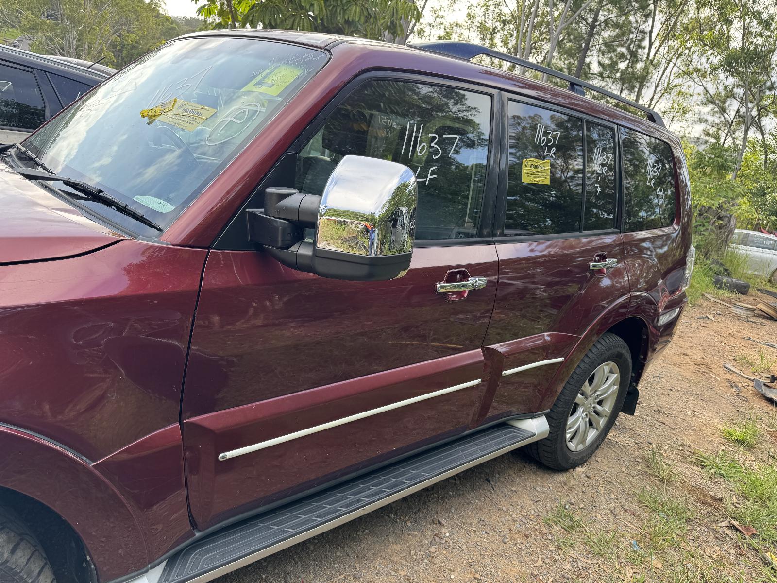 View MITSUBISHI PAJERO 2016 5 Door Station Wagon Breaking