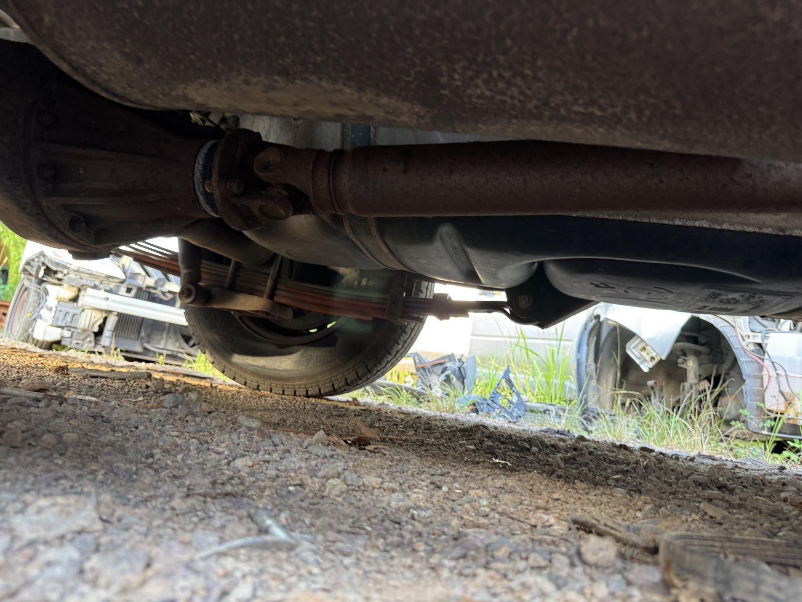 View TOYOTA HILUX 2006 2 Door Utility Breaking