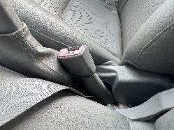 View TOYOTA HILUX 2006 2 Door Utility Breaking
