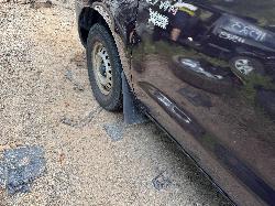 View TOYOTA HILUX 2006 2 Door Utility Breaking