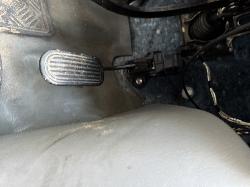View TOYOTA HILUX 2006 2 Door Utility Breaking
