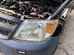 View TOYOTA HILUX 2006 2 Door Utility Breaking