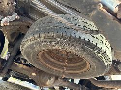 View TOYOTA HILUX 2006 2 Door Utility Breaking